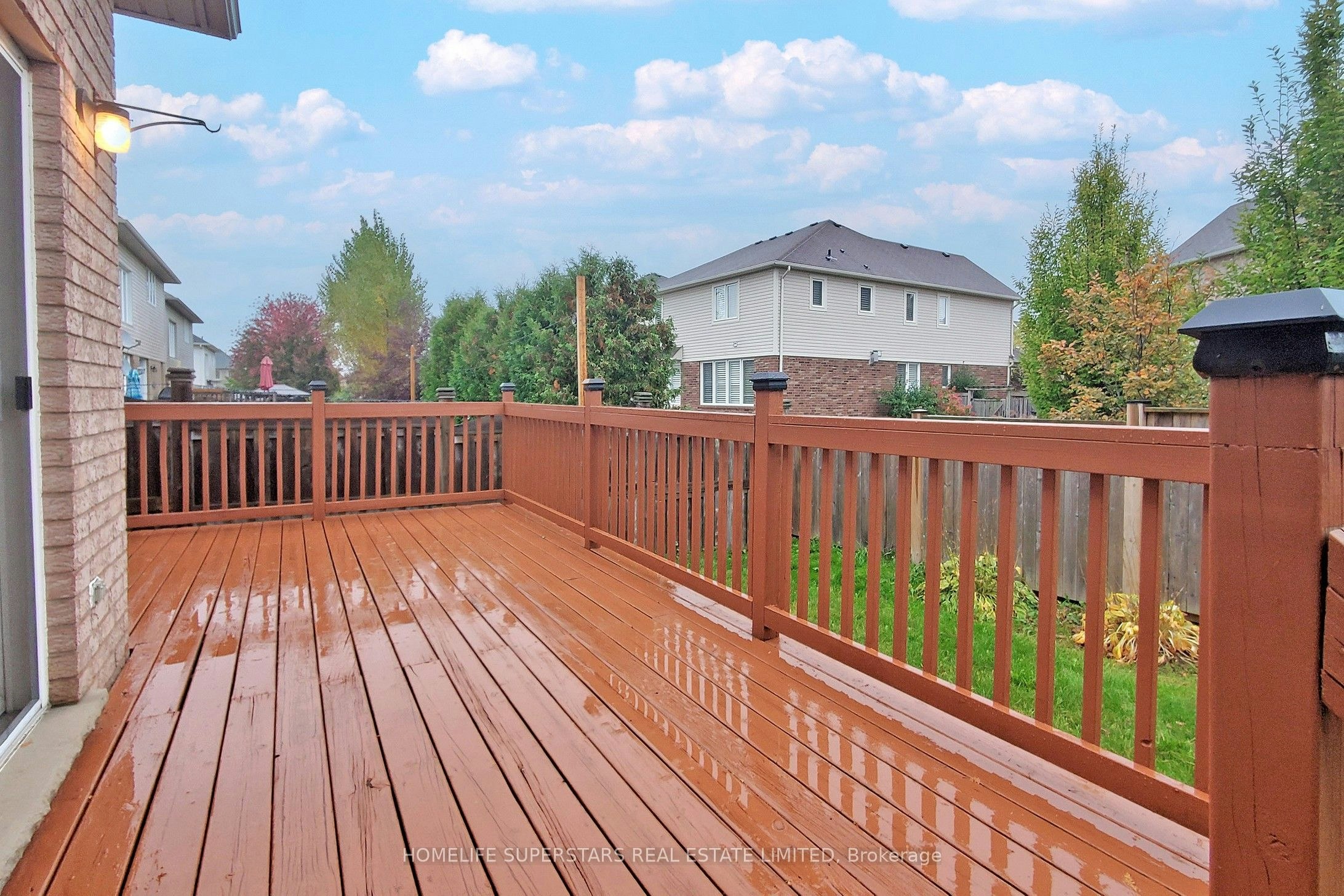 32 Holkham Avenue, Hamilton, ON, L9K 0H3 - 32