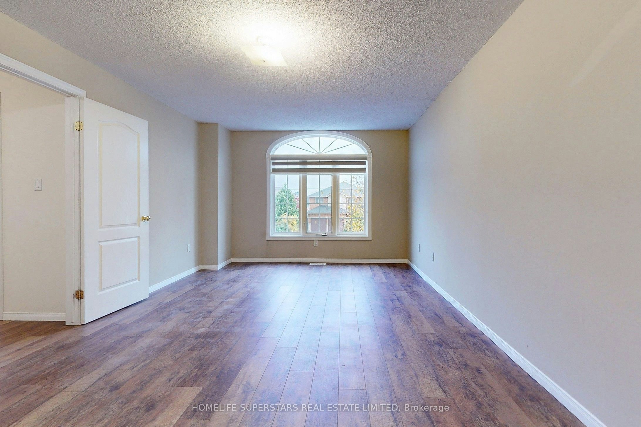 32 Holkham Avenue, Hamilton, ON, L9K 0H3 - 17