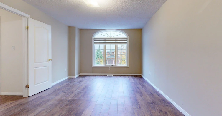 32 Holkham Avenue, Hamilton, ON, L9K 0H3 - 17