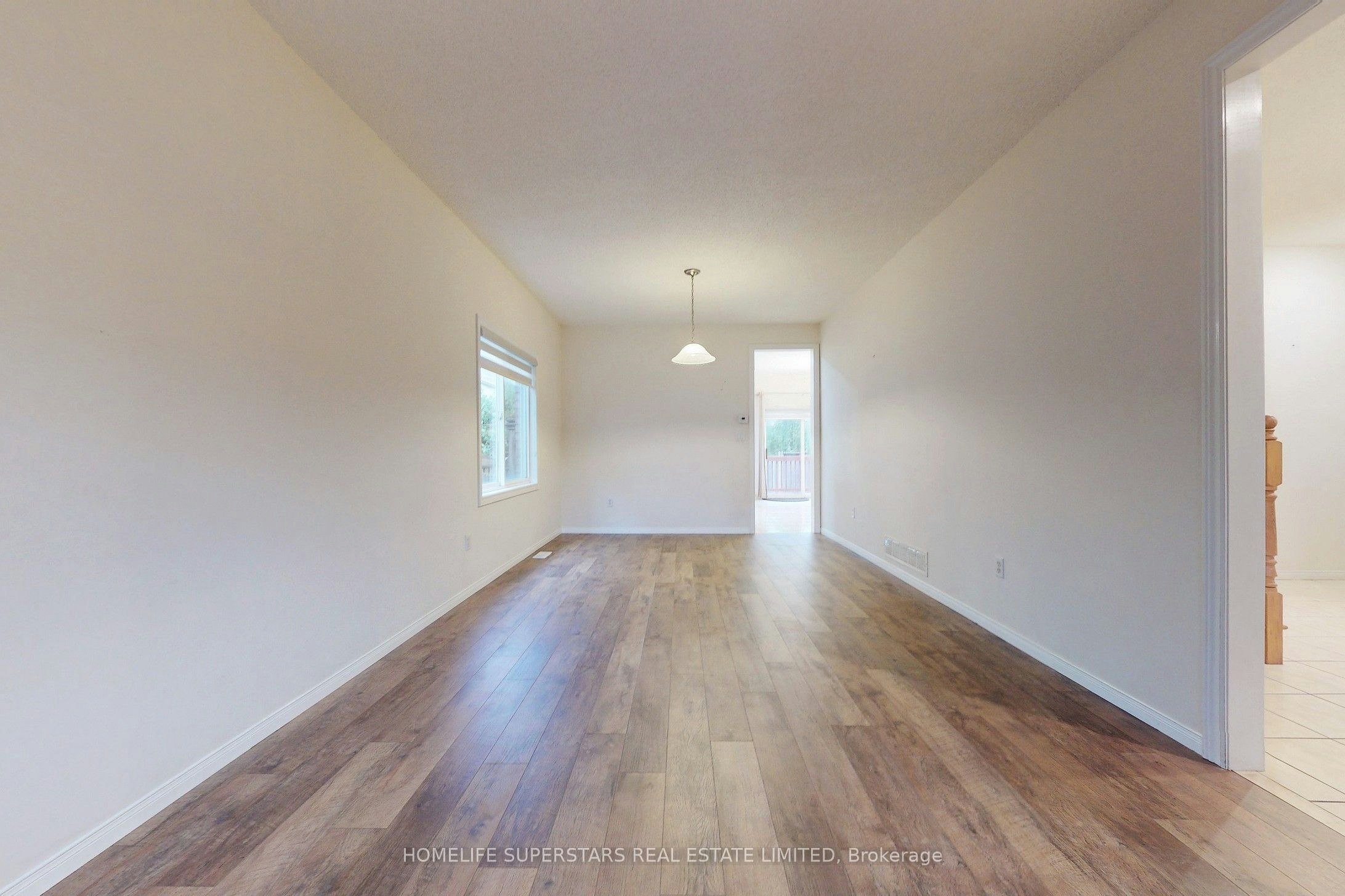 32 Holkham Avenue, Hamilton, ON, L9K 0H3 - 6