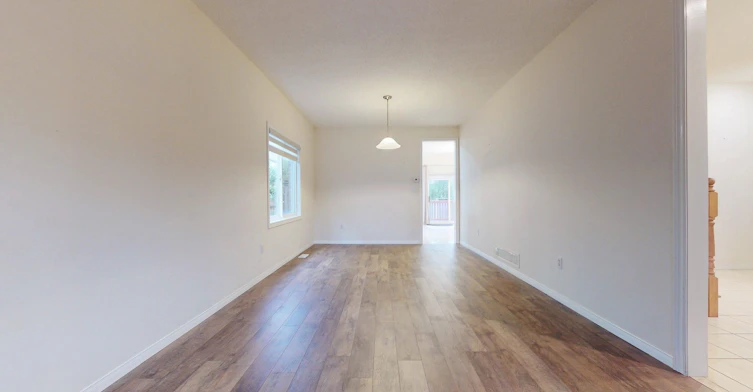32 Holkham Avenue, Hamilton, ON, L9K 0H3 - 6