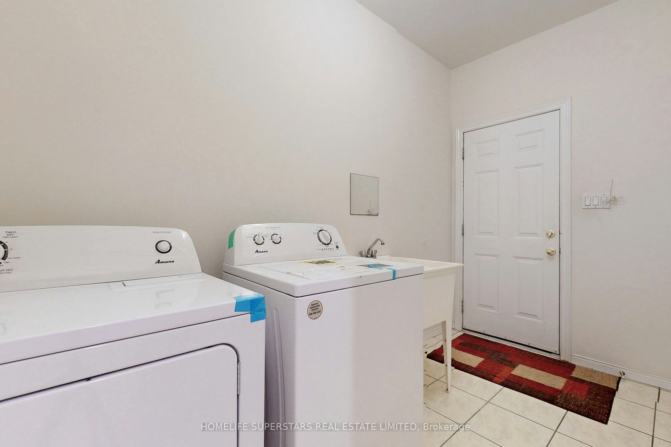32 Holkham Avenue, Hamilton, ON, L9K 0H3 - 12