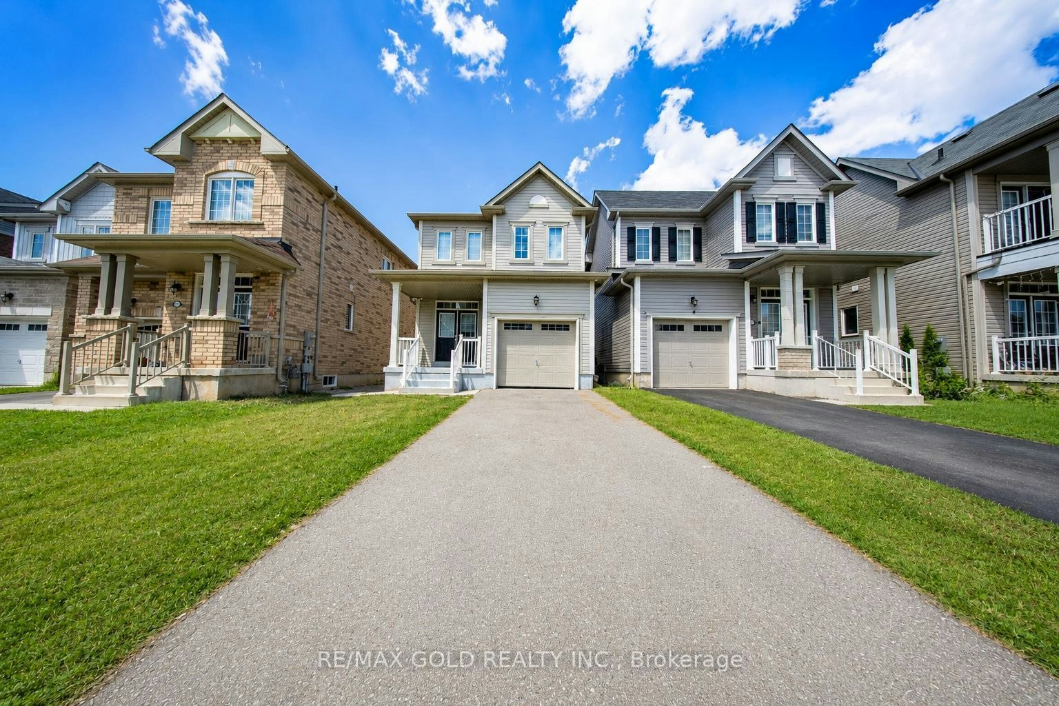 8721 Pawpaw Lane, Niagara Falls, ON, L2H 2Y6