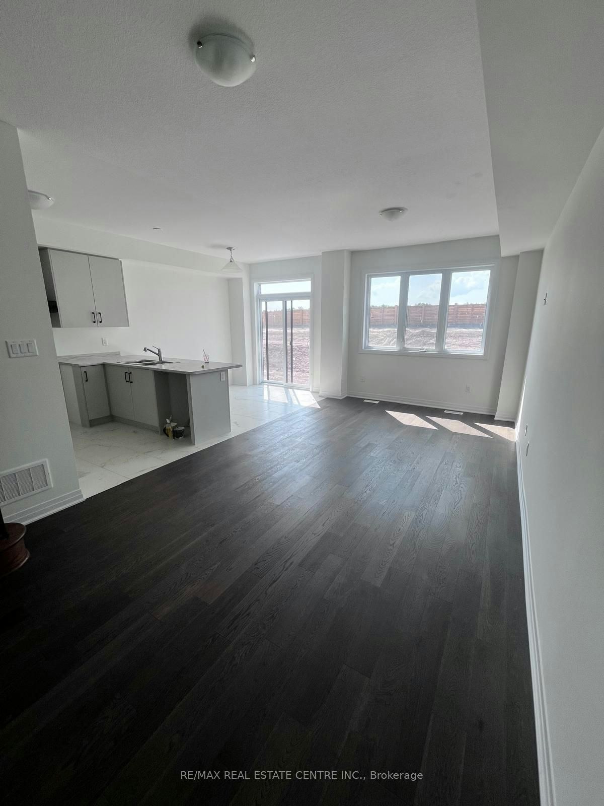 331 Port Crescent, Welland, ON, L3B 0N3 - 10