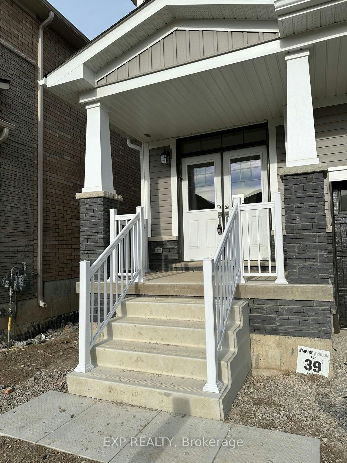 128 Lilac Circle, Cayuga, ON, N3W 0H8 - 2