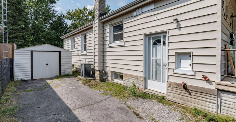Bsmt-17 Prestwick Avenue, St. Catharines, ON, L2P 2E5 - 2