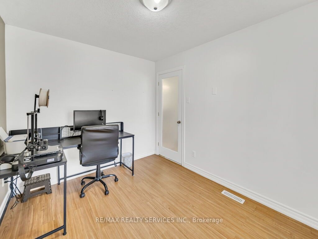 65 Moore Street, St. Thomas, ON, N5R 3W4 - 18