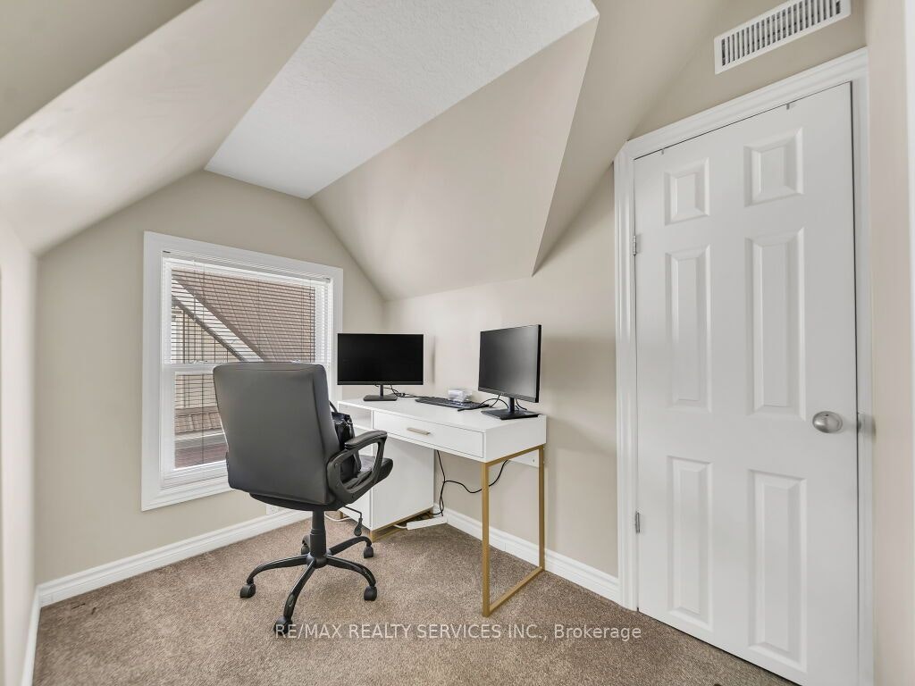 65 Moore Street, St. Thomas, ON, N5R 3W4 - 40