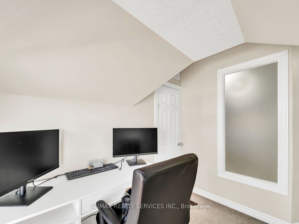 65 Moore Street, St. Thomas, ON, N5R 3W4 - 41