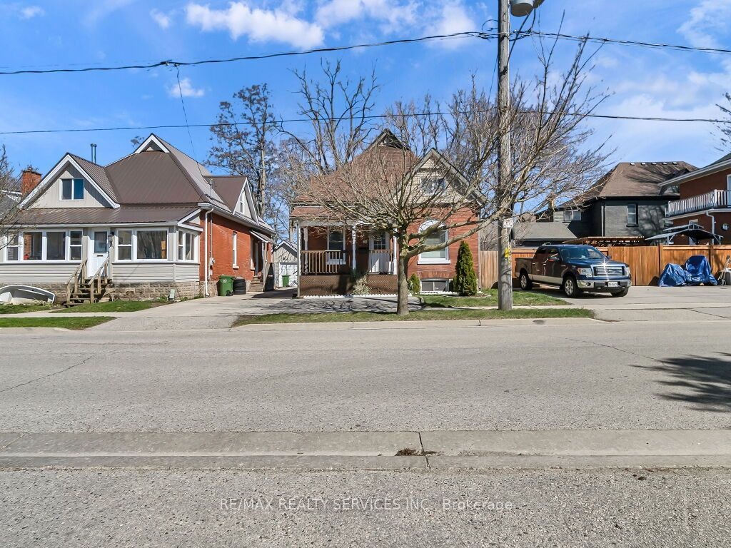65 Moore Street, St. Thomas, ON, N5R 3W4 - 2