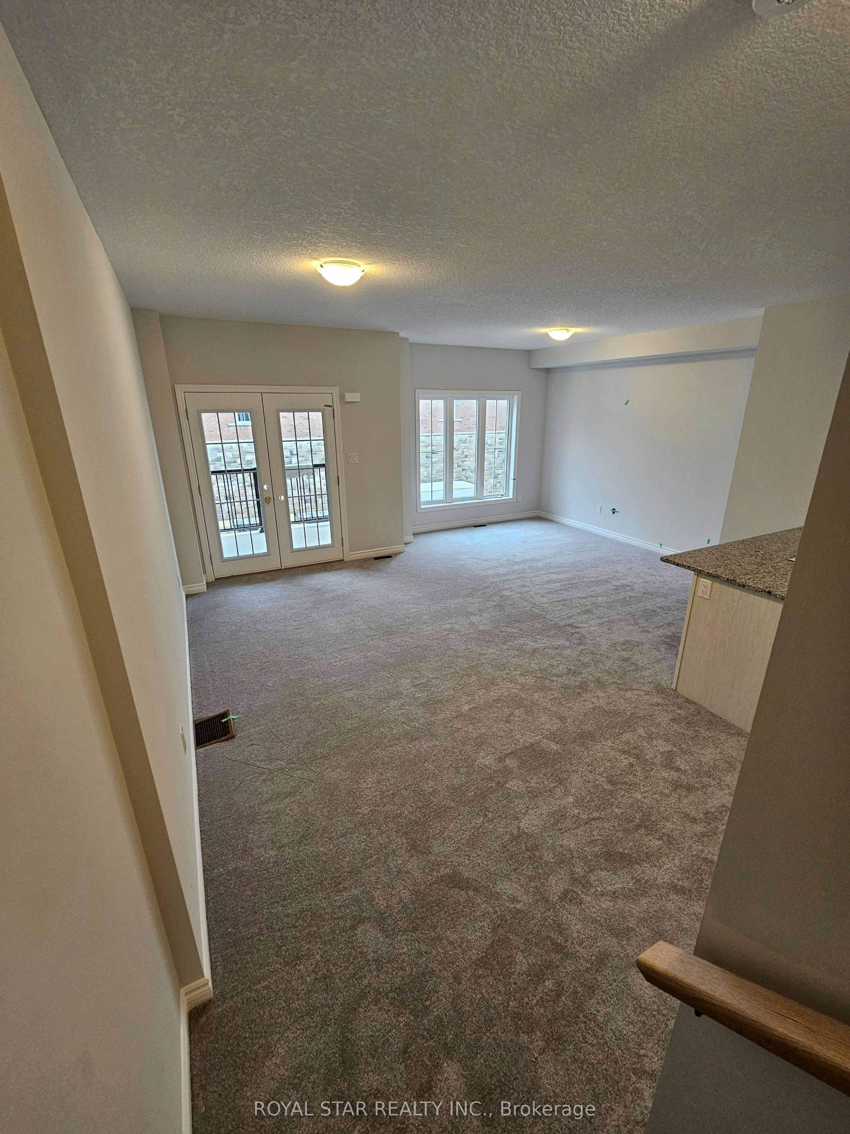 98-677 Park Road N, Brantford, ON, N3R 0A2 - 3