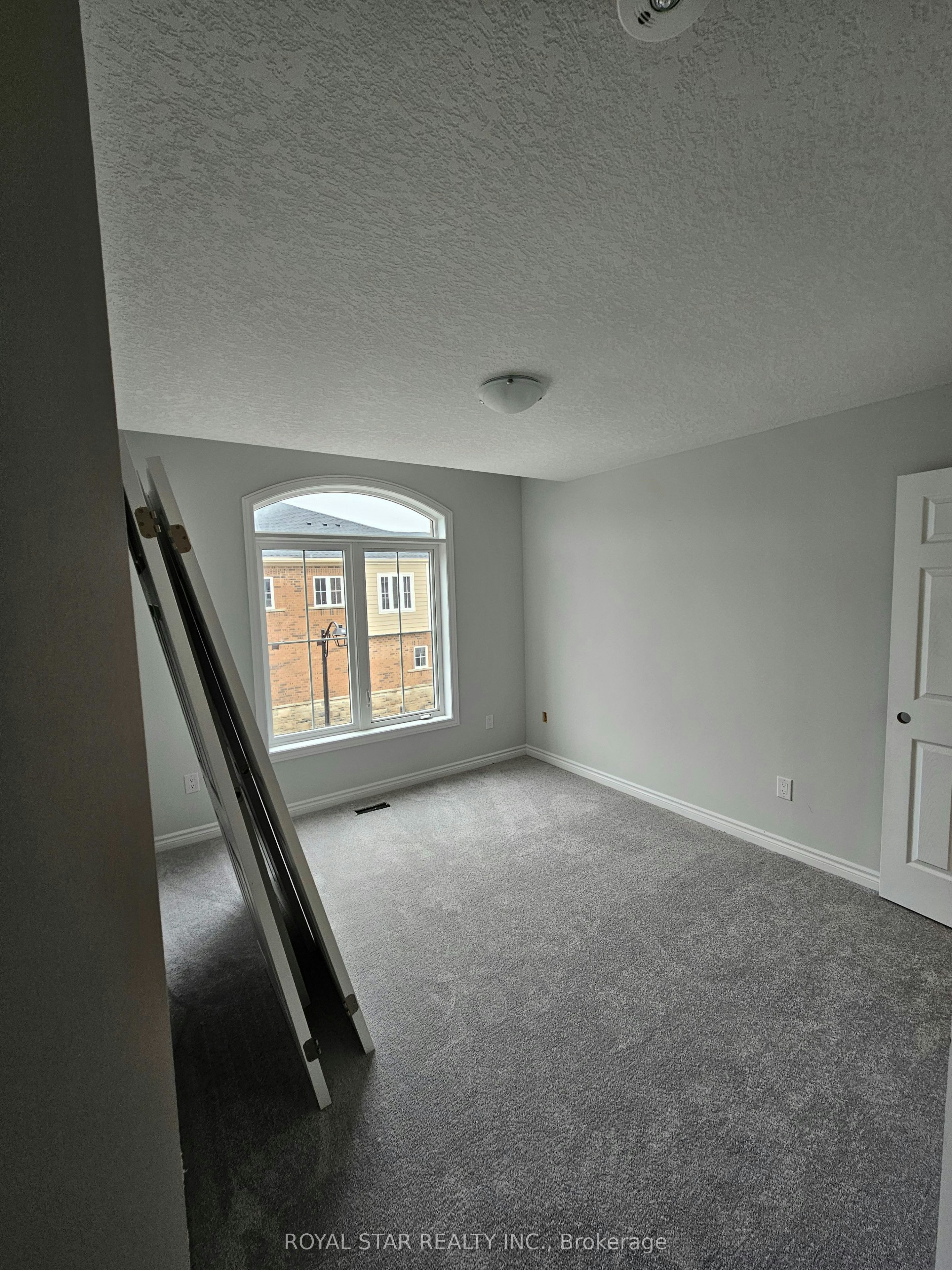 98-677 Park Road N, Brantford, ON, N3R 0A2 - 9