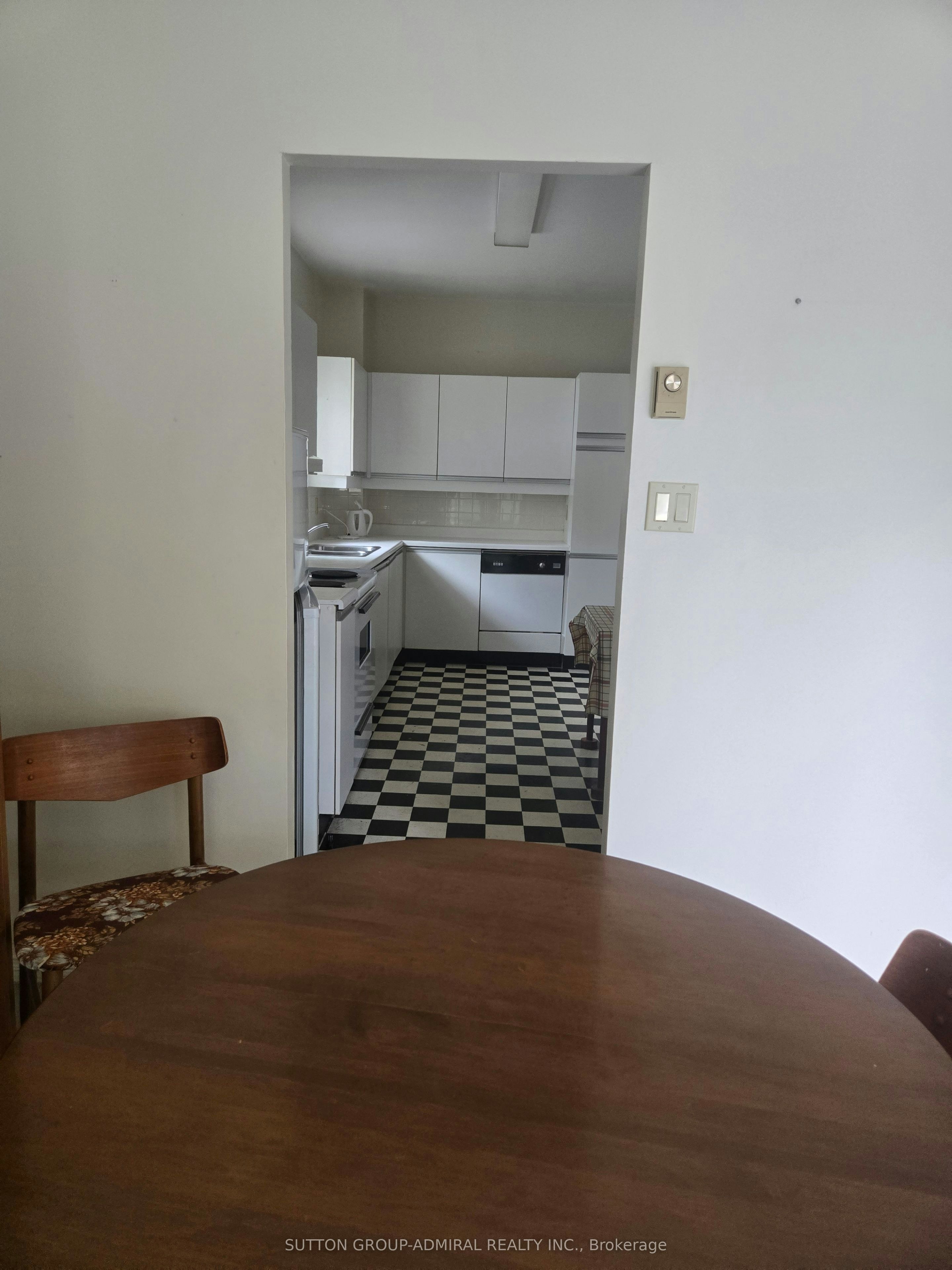 101-257 Bath Road, Kingston, ON, K7M 7T3 - 6