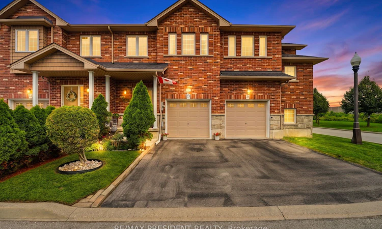 23-45 Seabreeze Crescent