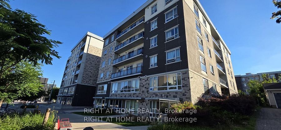 206-275A Larch Street, Waterloo, ON, N5L 0J1 - 2