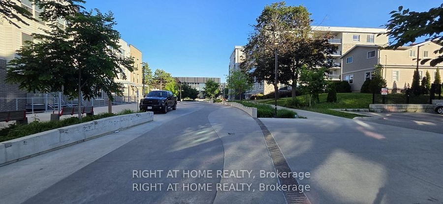 206-275A Larch Street, Waterloo, ON, N5L 0J1 - 26