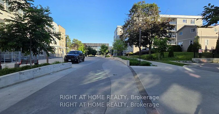 206-275A Larch Street, Waterloo, ON, N5L 0J1 - 26
