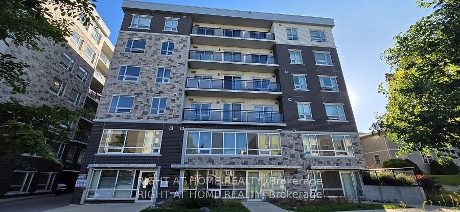 206-275A Larch Street, Waterloo, ON, N5L 0J1