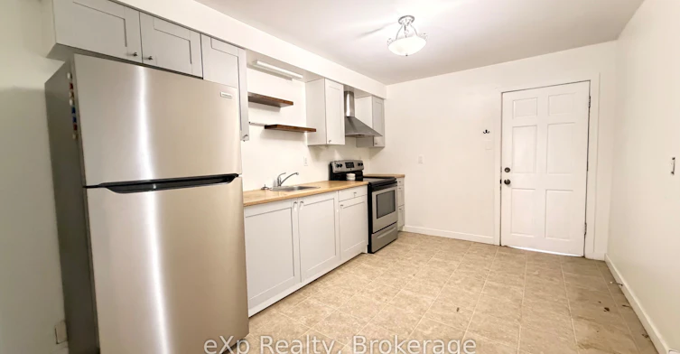 20 Charlotte Street, Belleville, ON, K8P 1E2 - 4