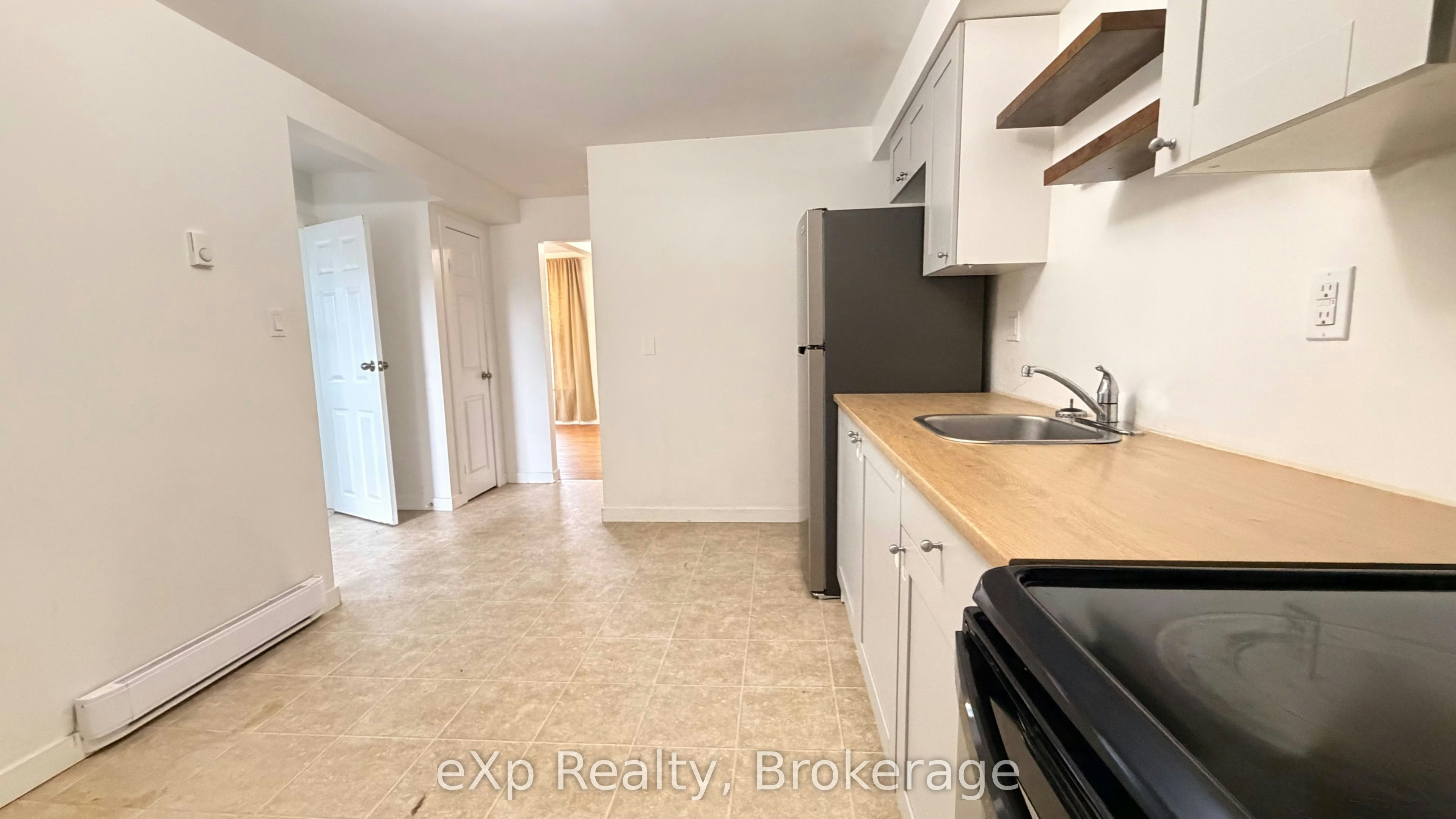 20 Charlotte Street, Belleville, ON, K8P 1E2 - 5