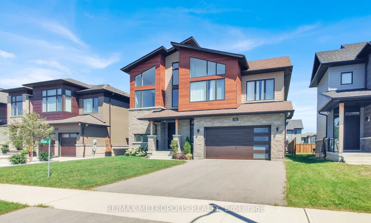 104 Stoneleigh Drive