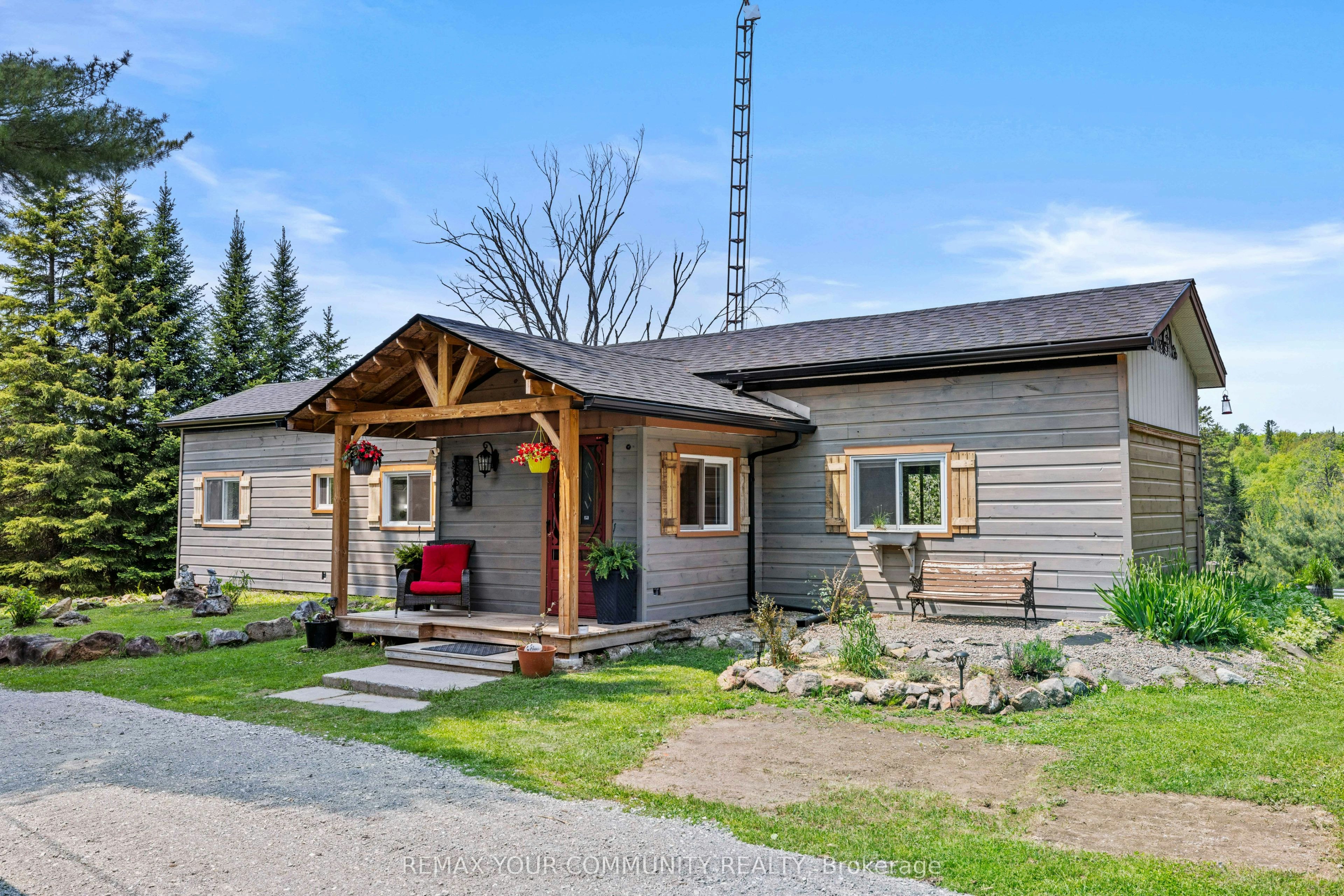 1009 Summerville Road, Highlands East, ON, K0M 1R0