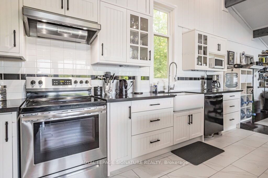 1127 Sunny Lake Road, Gravenhurst, ON, P1P 0G3 - 12