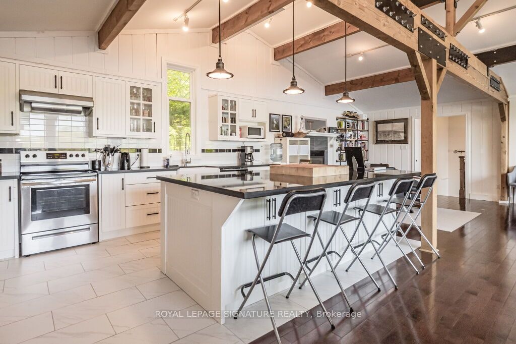 1127 Sunny Lake Road, Gravenhurst, ON, P1P 0G3
