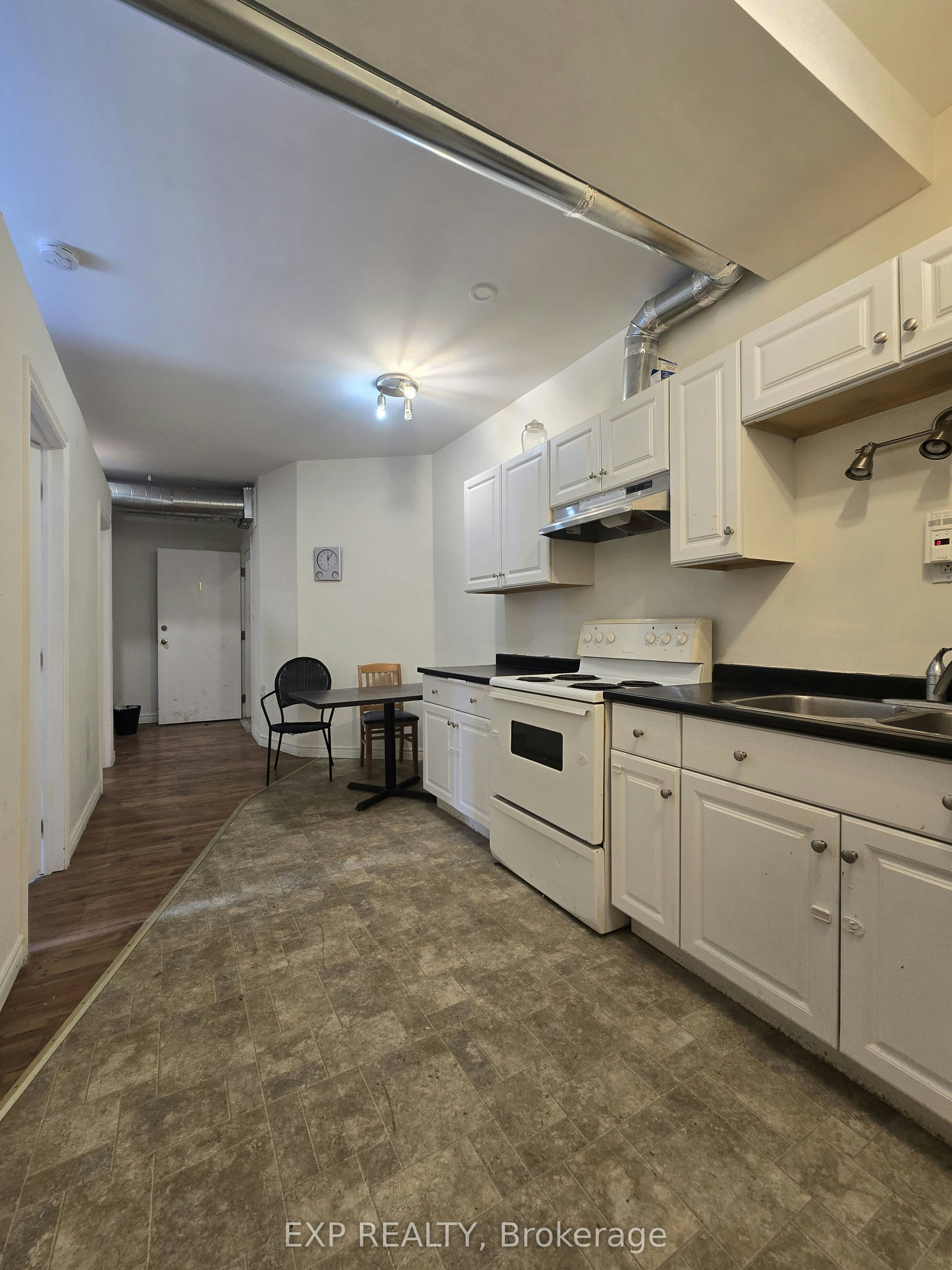1-88 Colborne Street, Brantford, ON, N3T 2G5 - 2