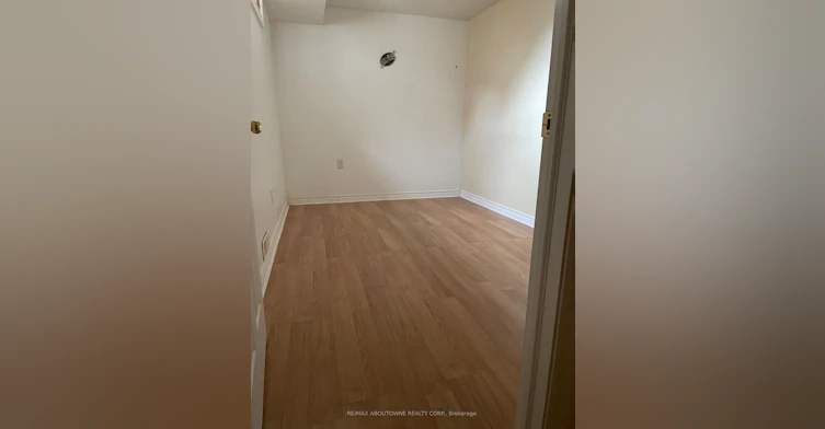 98 Adler Drive, Cambridge, ON, N3C 4B7 - 17