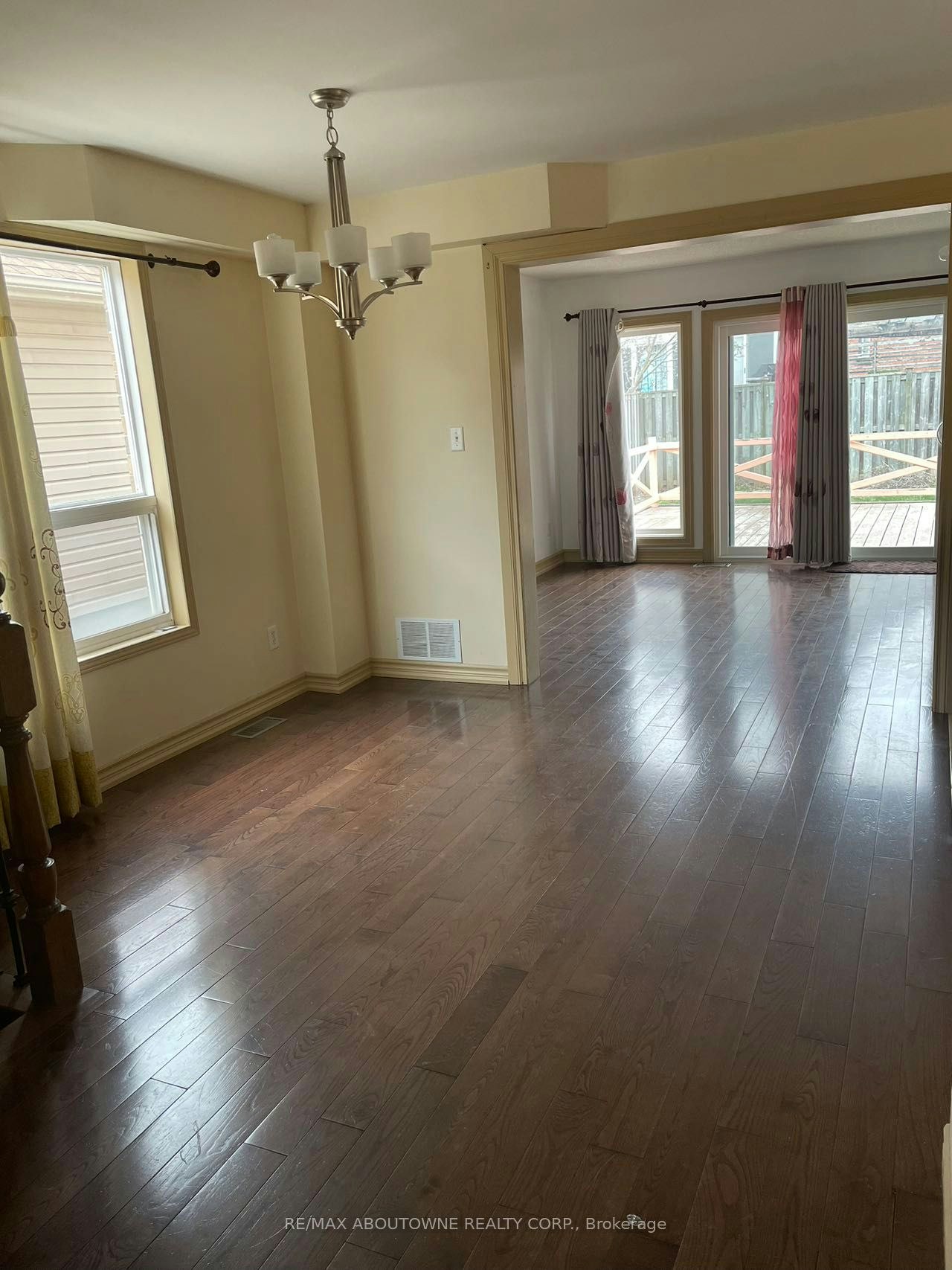 98 Adler Drive, Cambridge, ON, N3C 4B7 - 5
