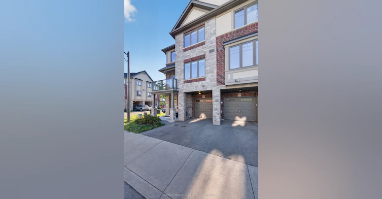 18-1169 Garner Road E, Hamilton, ON, L9G 0G8 - 2
