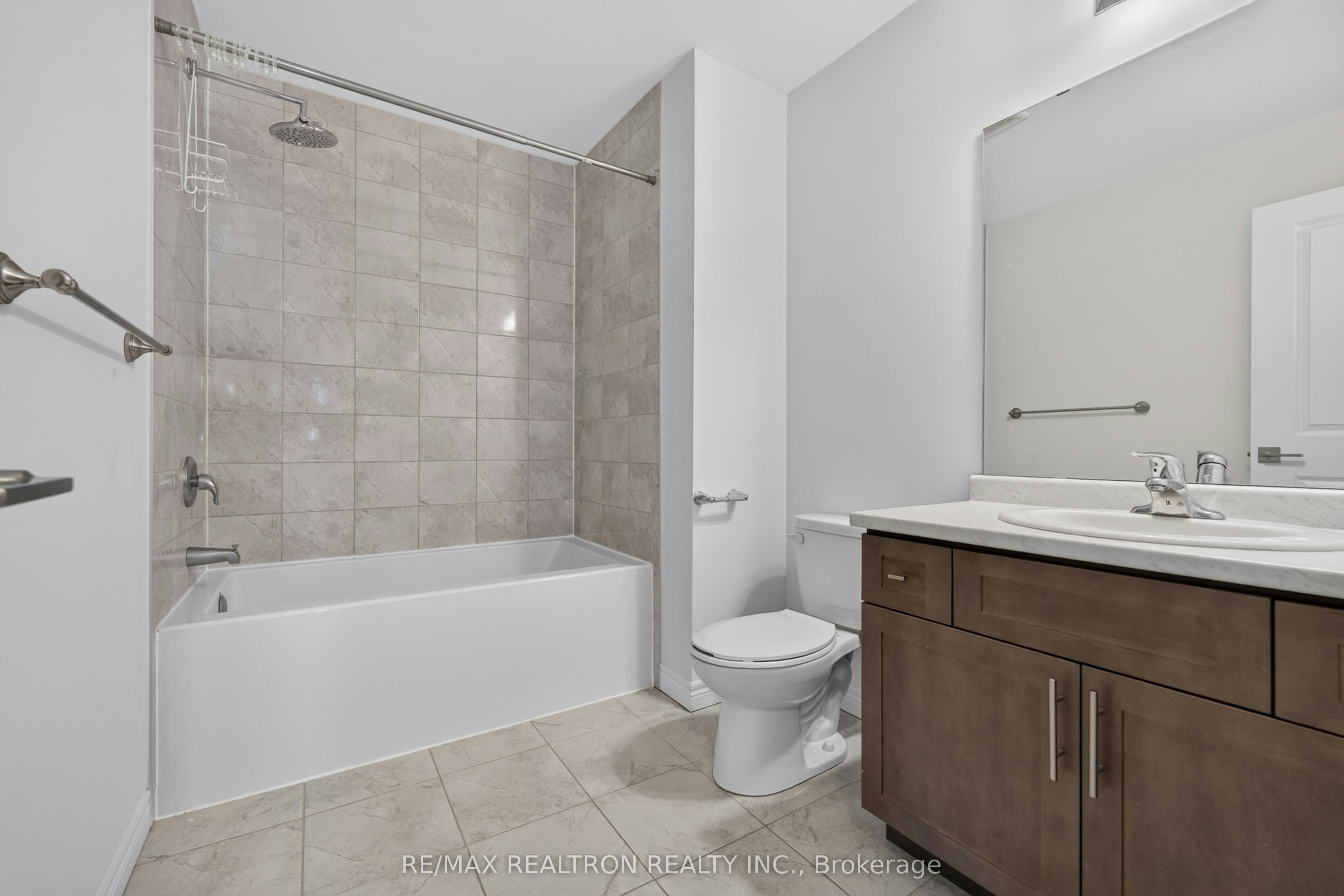 18-1169 Garner Road E, Hamilton, ON, L9G 0G8 - 32
