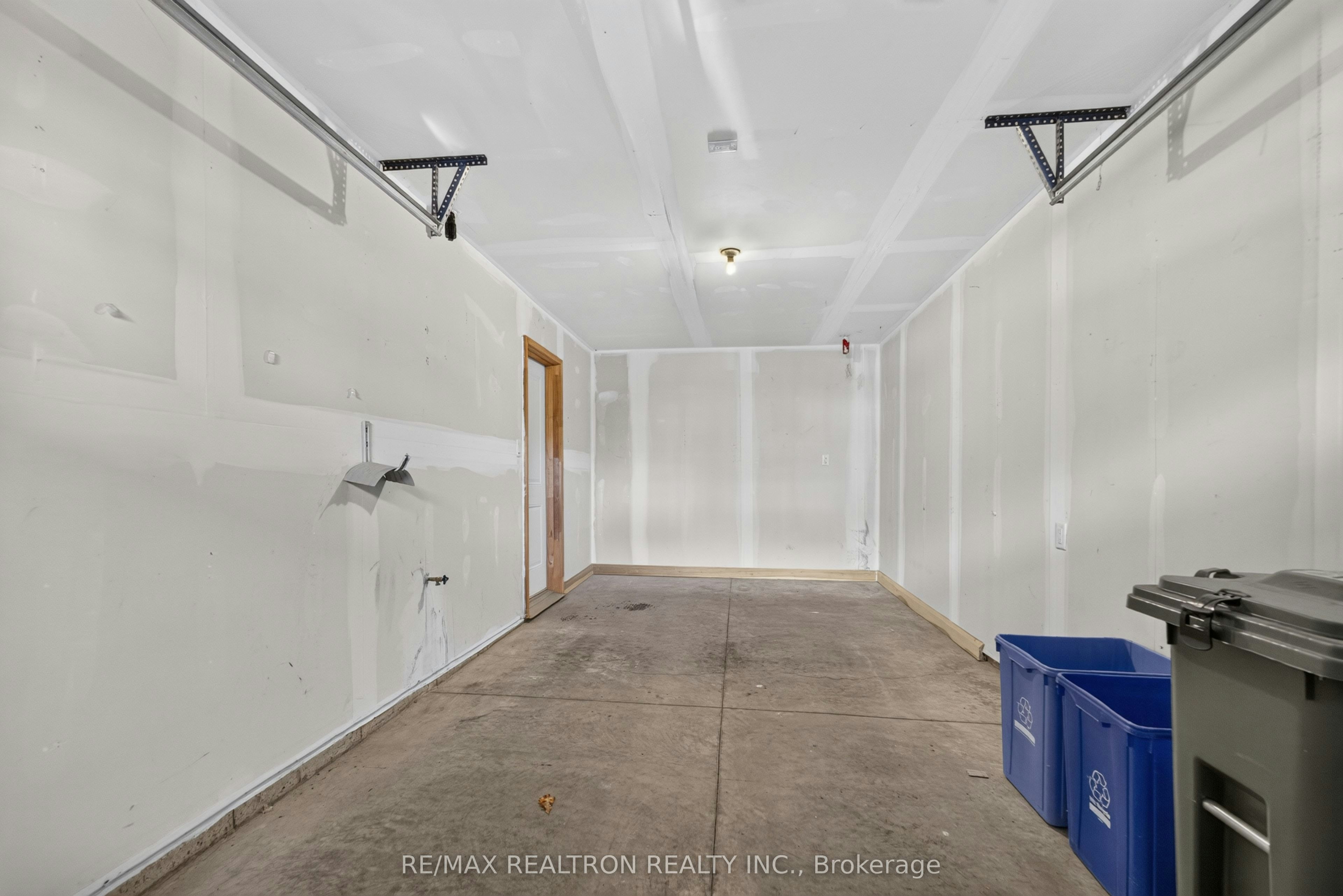 18-1169 Garner Road E, Hamilton, ON, L9G 0G8 - 36