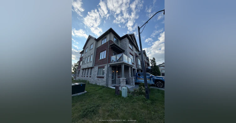 18-1169 Garner Road E, Hamilton, ON, L9G 0G8