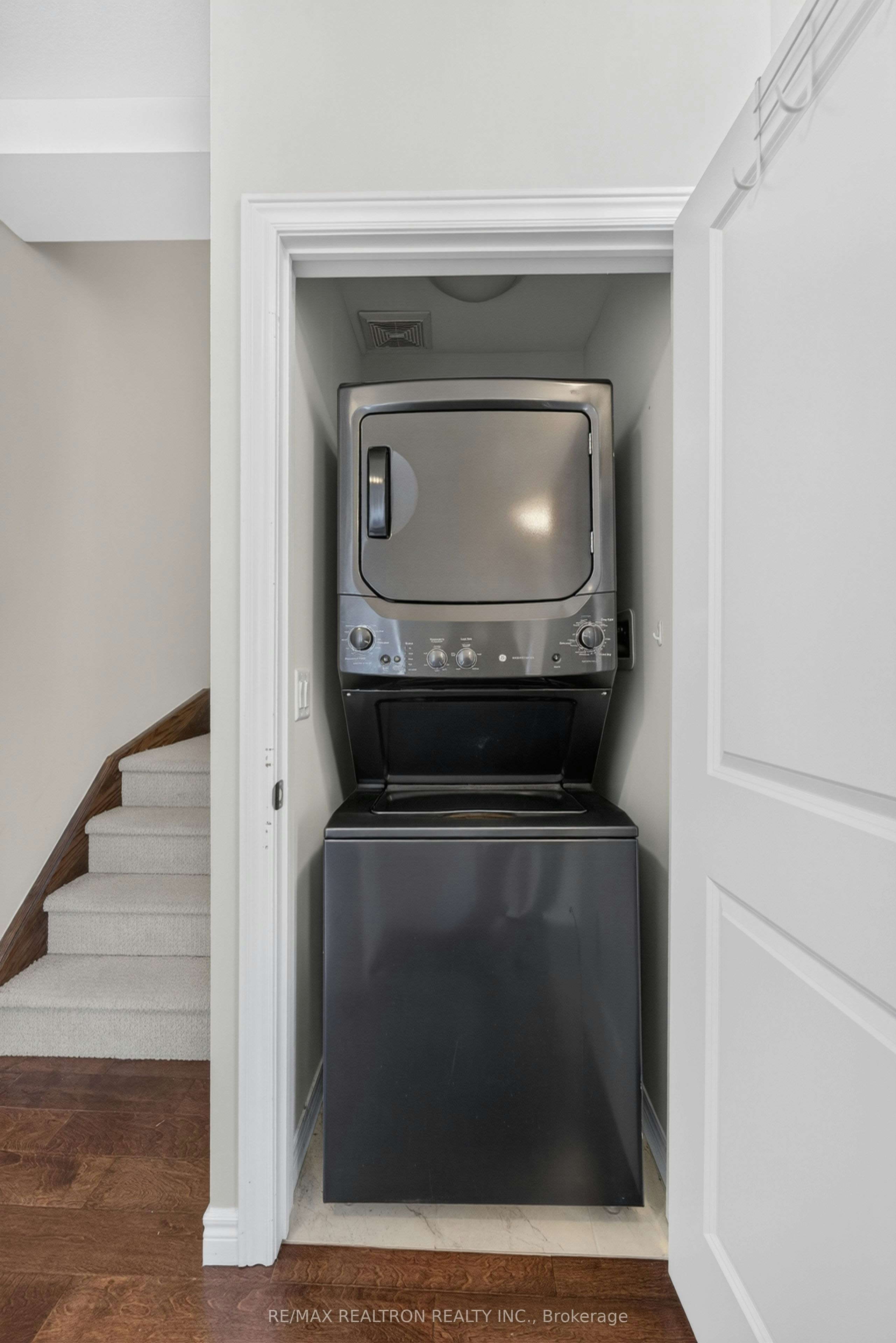 18-1169 Garner Road E, Hamilton, ON, L9G 0G8 - 23