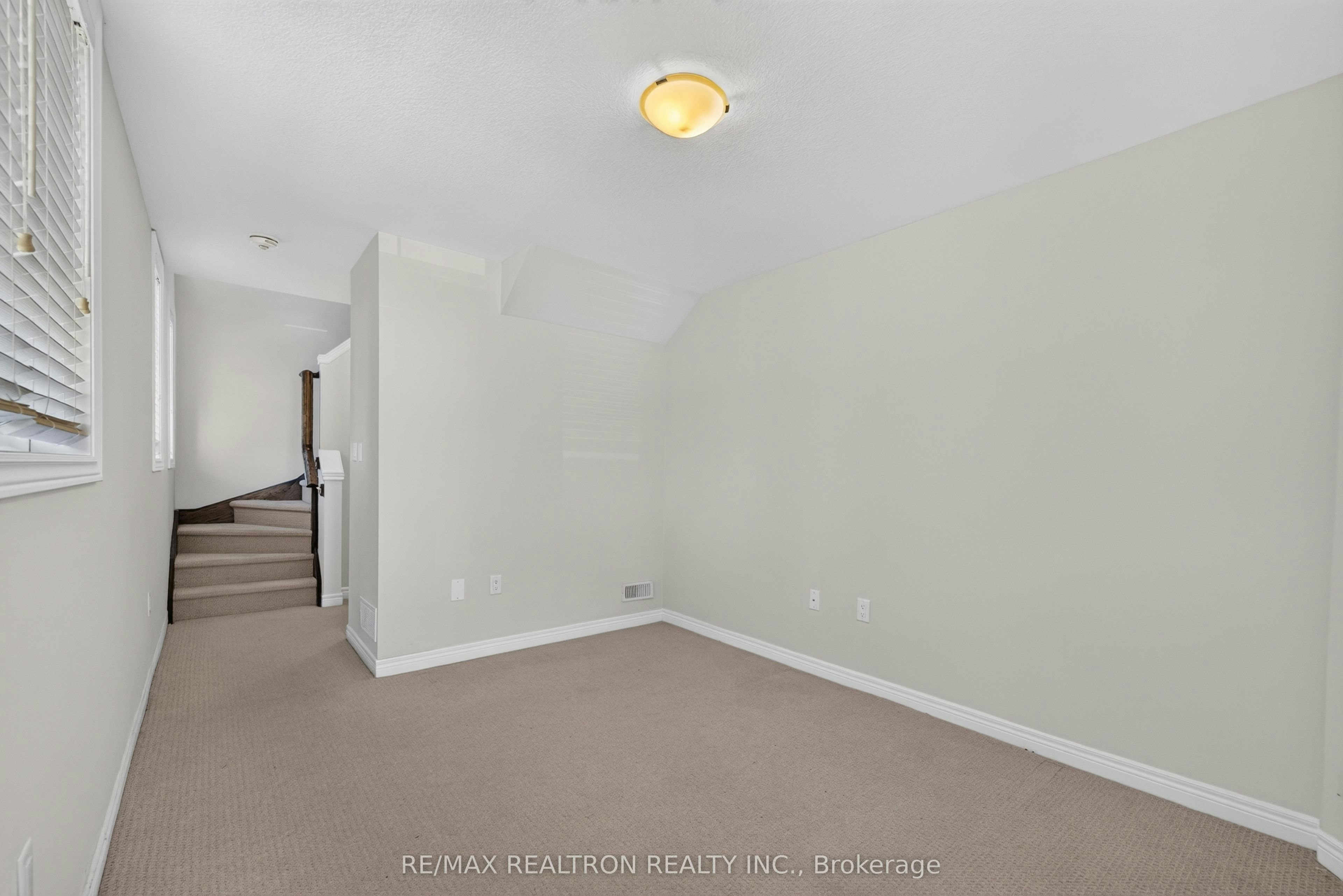 18-1169 Garner Road E, Hamilton, ON, L9G 0G8 - 5