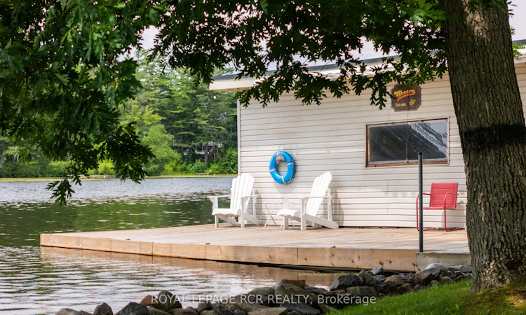 4 Island 20 Yellowhead Island