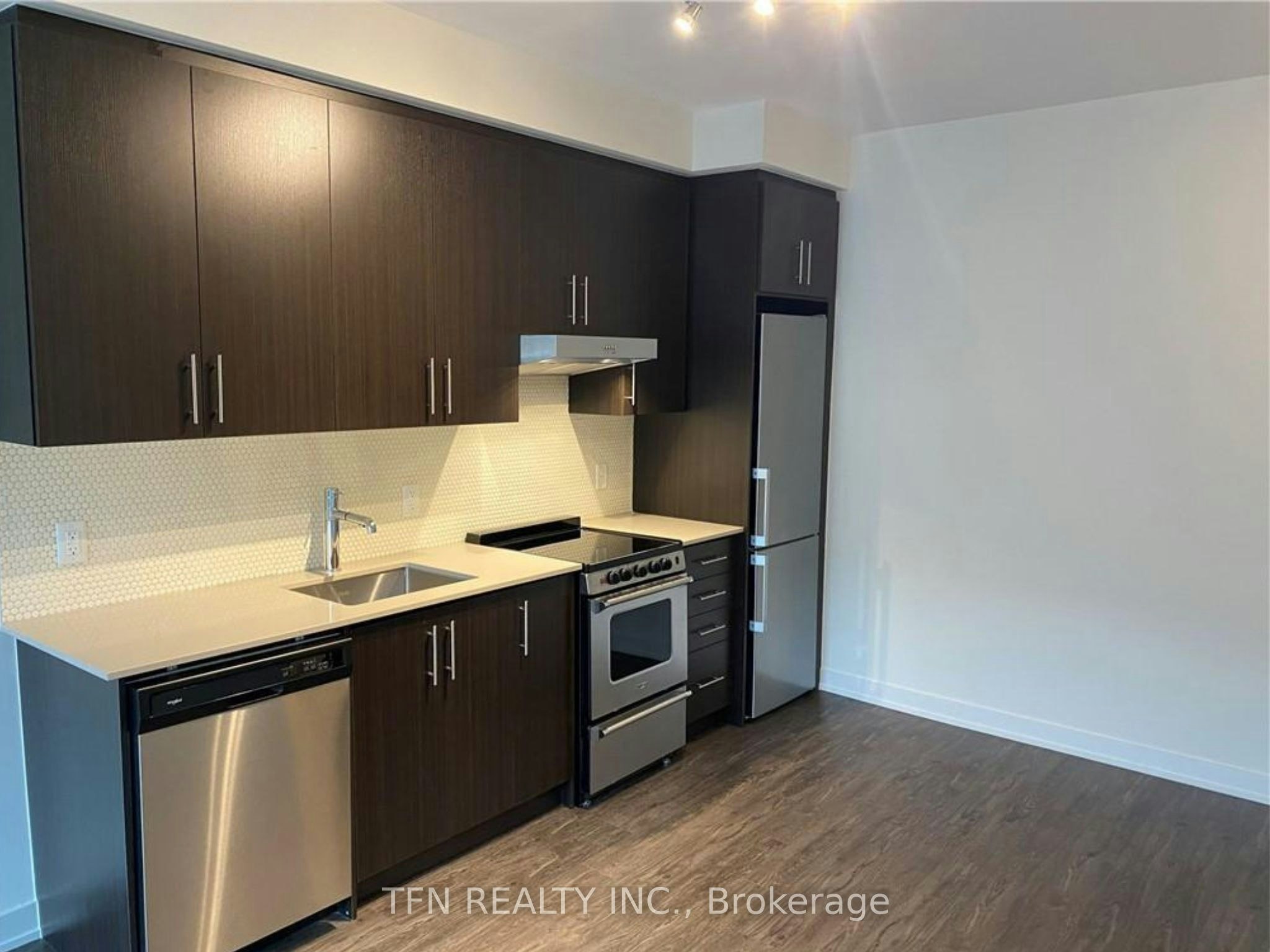 910-212 King William Street, Hamilton, ON, L8R 0A7 - 3