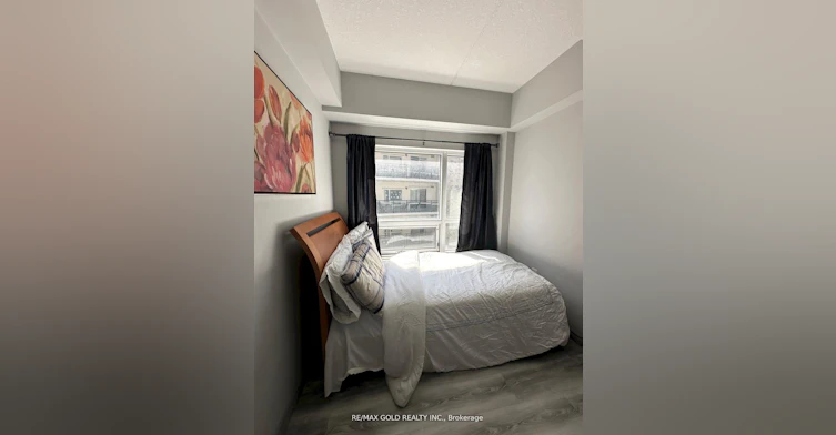 G304-275 Larch Street, Waterloo, ON, N2L 3R2 - 3
