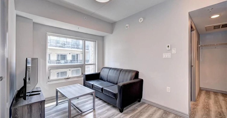 G304-275 Larch Street, Waterloo, ON, N2L 3R2 - 4