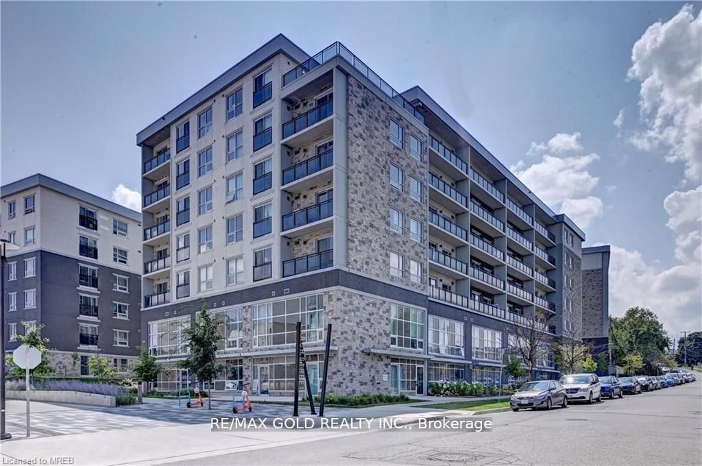 G304-275 Larch Street, Waterloo, ON, N2L 3R2