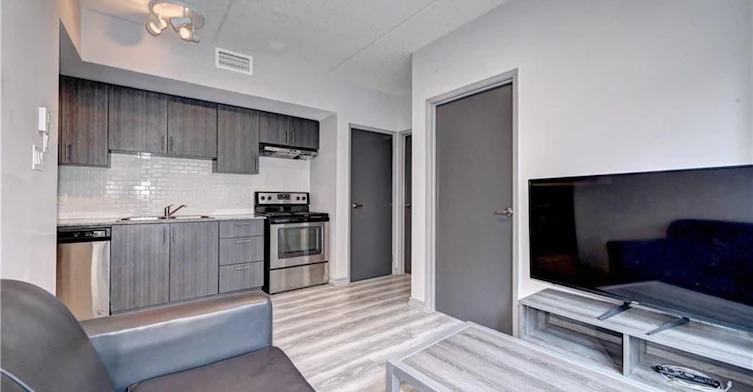 G304-275 Larch Street, Waterloo, ON, N2L 3R2 - 5
