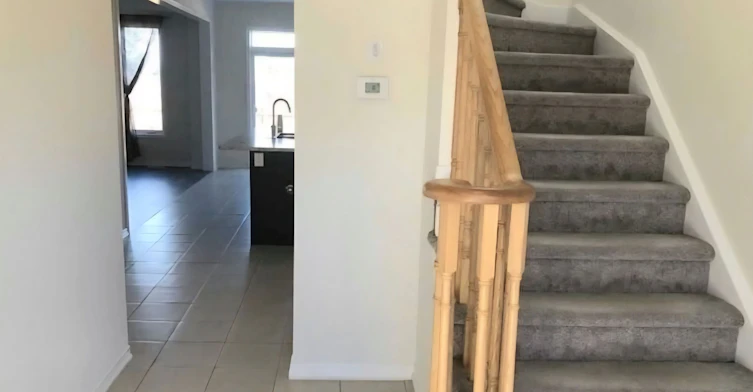 7657 Hackberry Trail, Niagara Falls, ON, L2H 3R5 - 2