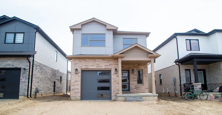 174 Byers Street, London, ON, N6L 0E9 - 3