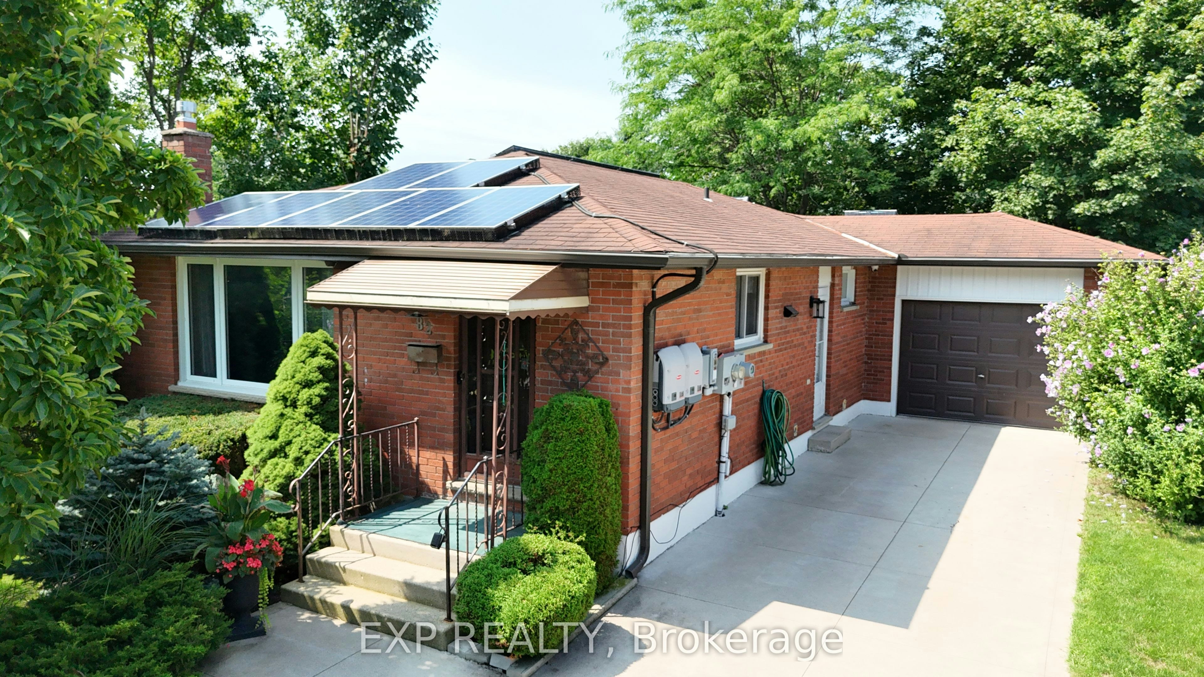 82 Lacey Crescent, London, ON, N6E 2E7