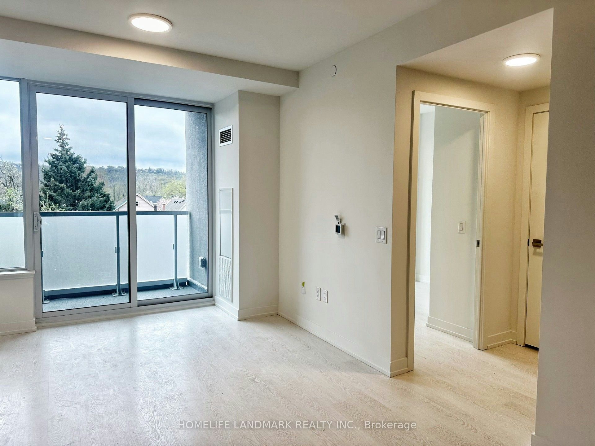 307-415 Main Street W, Hamilton, ON, L8P 1K5 - 7
