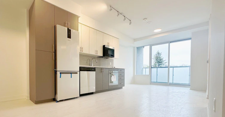 307-415 Main Street W, Hamilton, ON, L8P 1K5 - 4