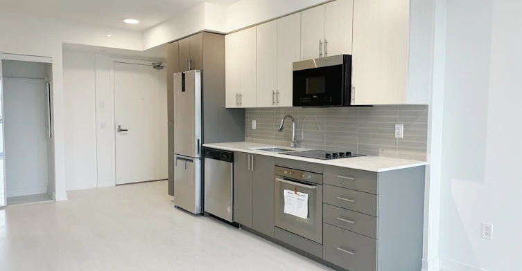 307-415 Main Street W, Hamilton, ON, L8P 1K5 - 9