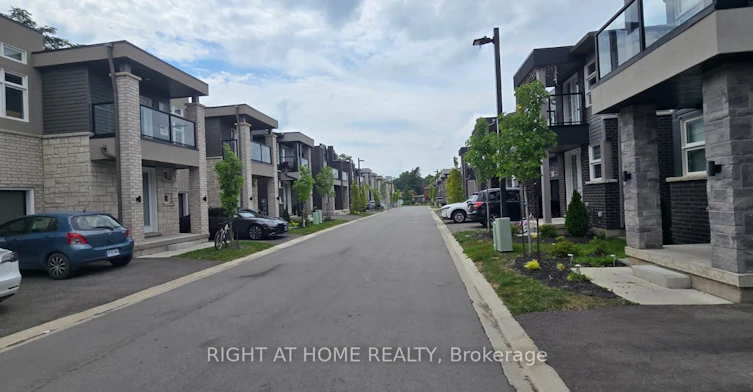 52-5672 Dorchester Road, Niagara Falls, ON, L2G 4Y8 - 12